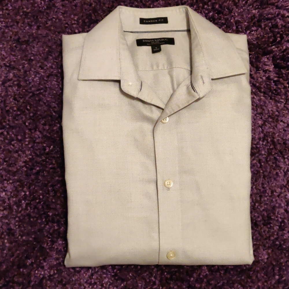 Men's Banana Republic non-iron dress shirt, small